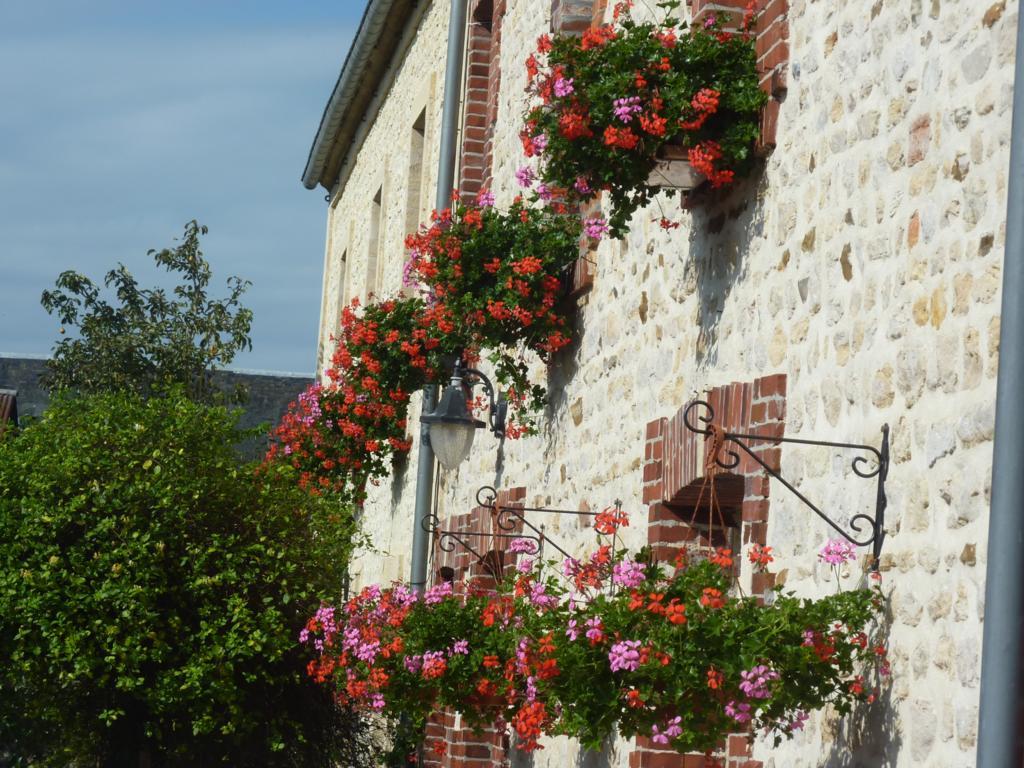 קולוויל-סור-מר Chambres D'Hotes Le Clos Tassin מראה חיצוני תמונה
