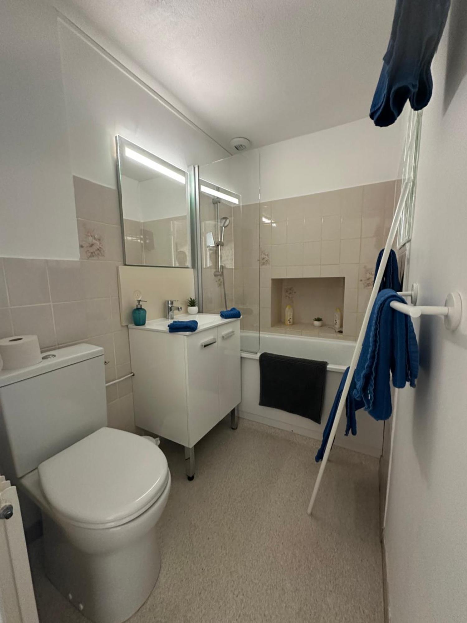 קולוויל-סור-מר Chambres D'Hotes Le Clos Tassin מראה חיצוני תמונה