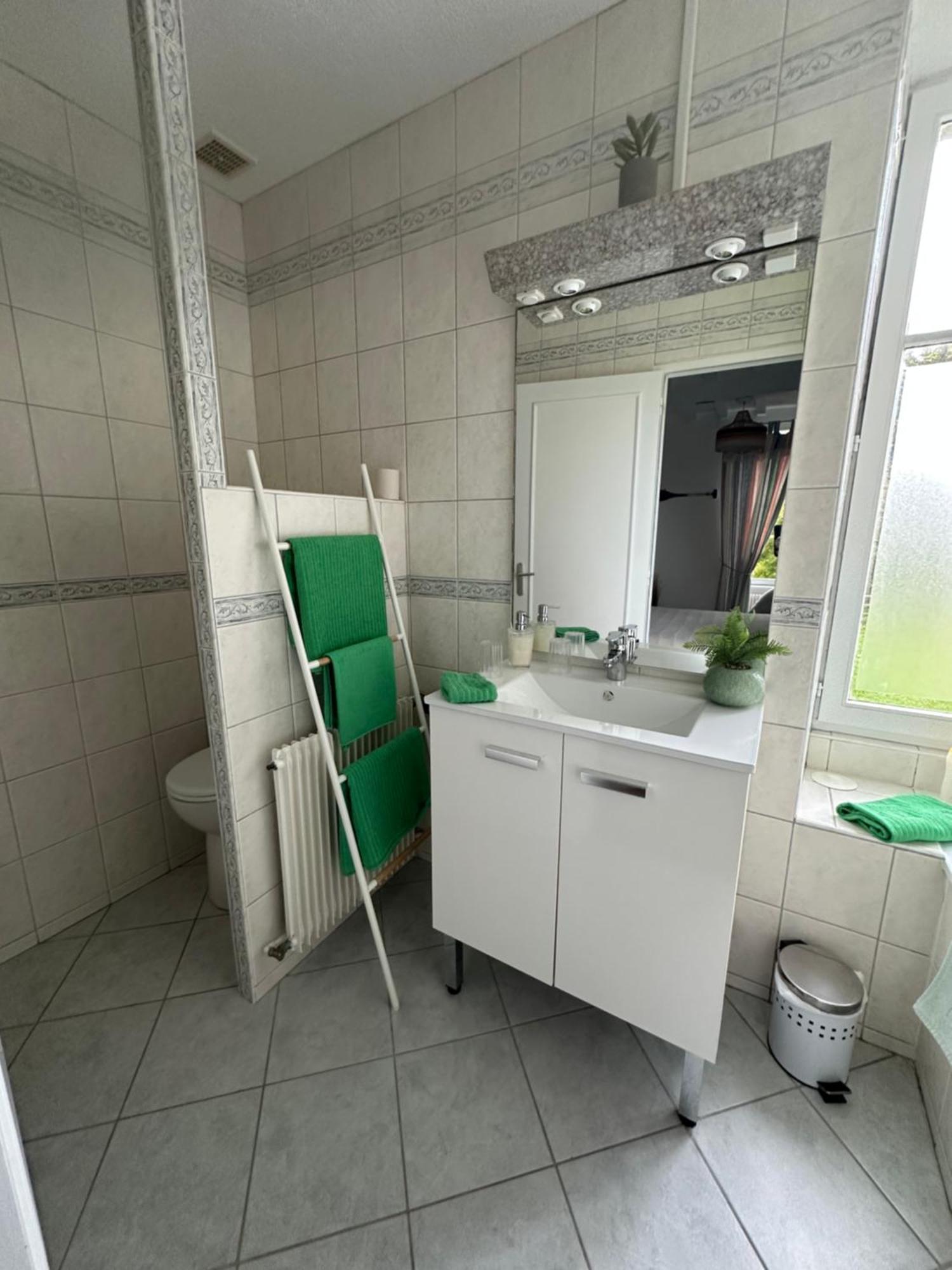 קולוויל-סור-מר Chambres D'Hotes Le Clos Tassin מראה חיצוני תמונה